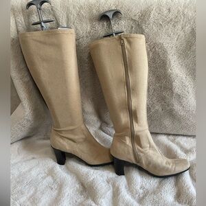 Size 8, neutral tall boots